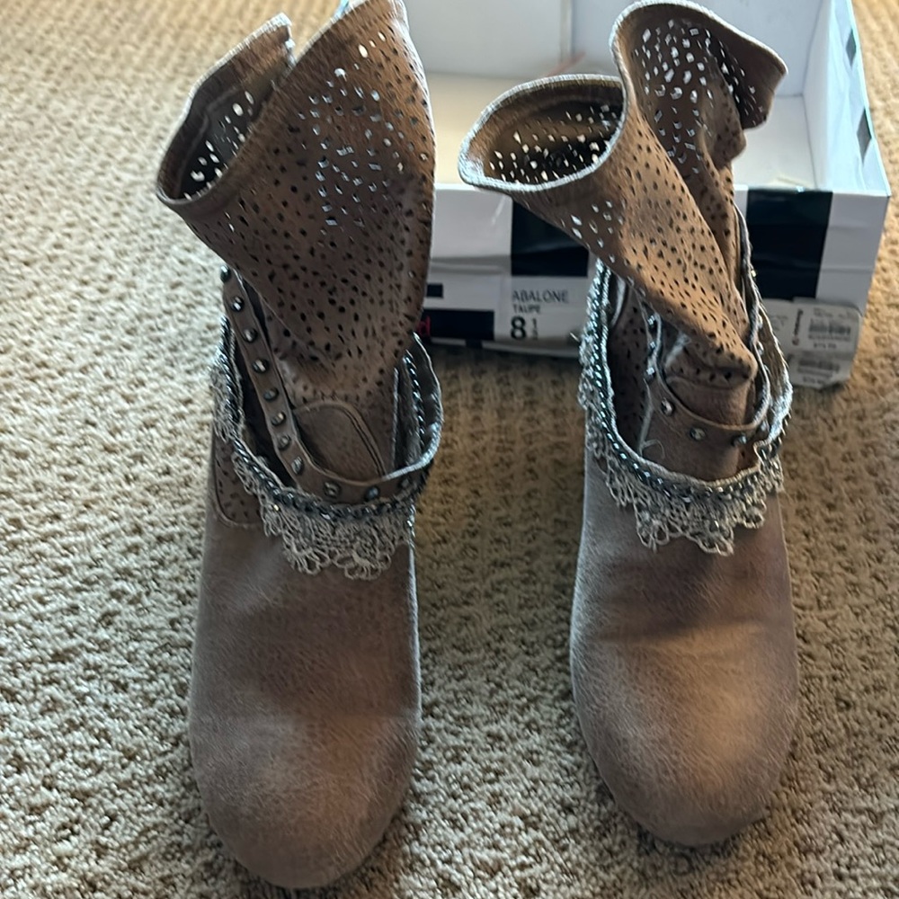 Not Rated Buckle Boots . Size 8.5. Great condition !
